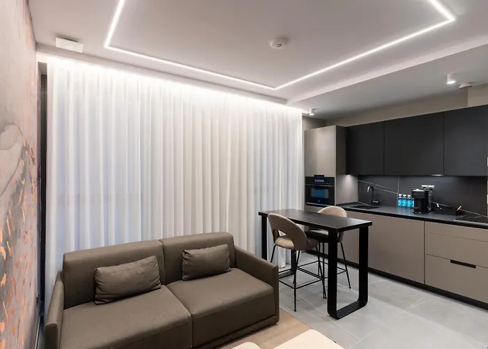Mauro Suites