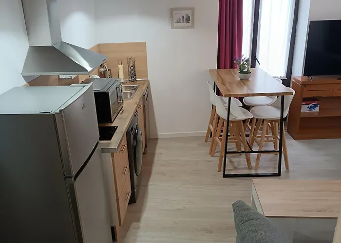 Apartamentos turisticos Ávila Puerta de Los Leales 1-2