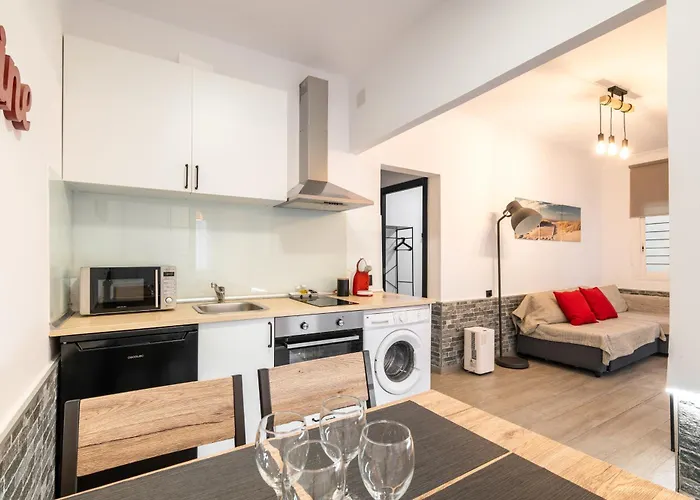 Beach Apartment, Next To The Sea