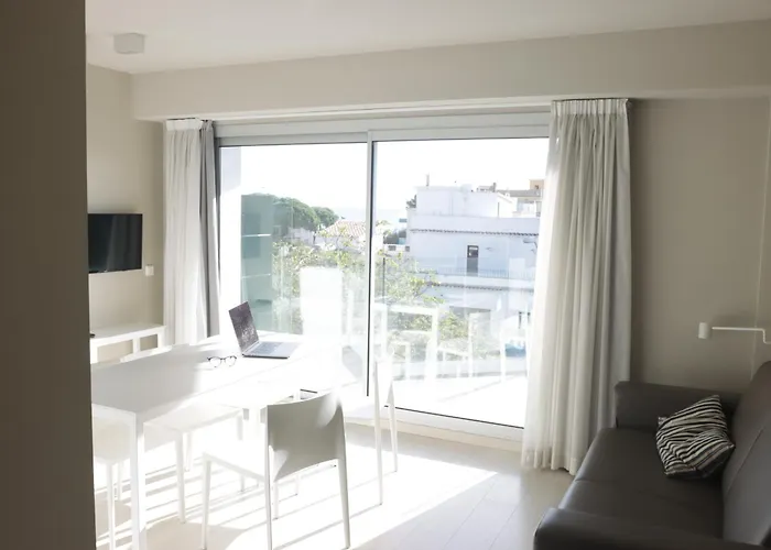 Daro Apartments
