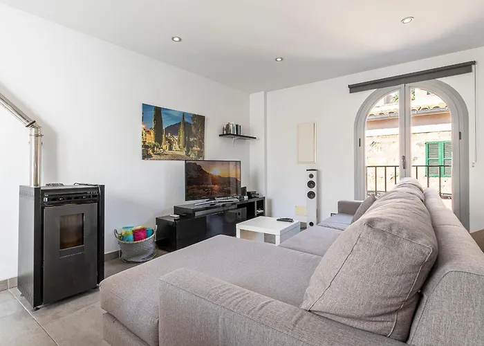 Townhouse Calvari By Homevillas360