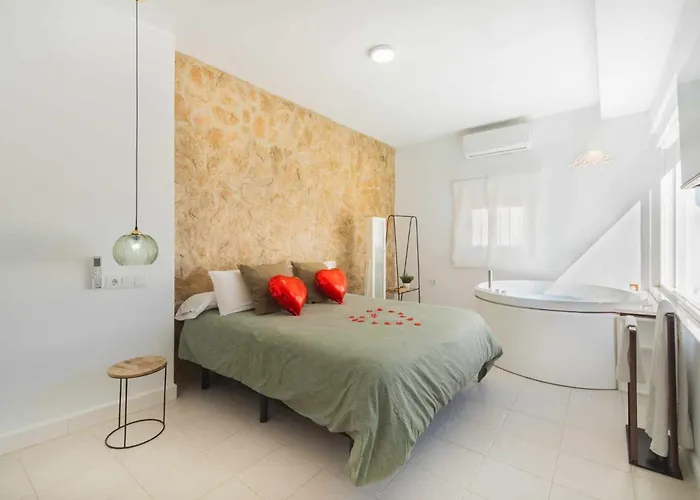 Jacuzzi Amanecer de Plata Decoración Romántica