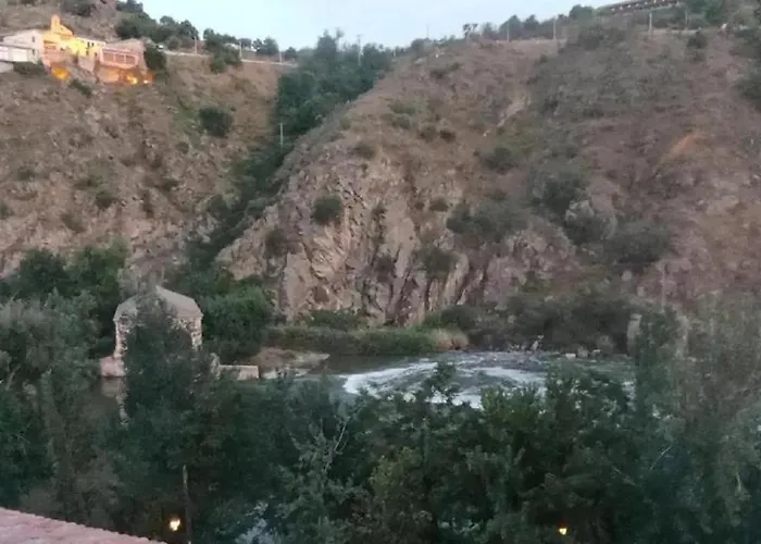 El susurro del tajo La gruta