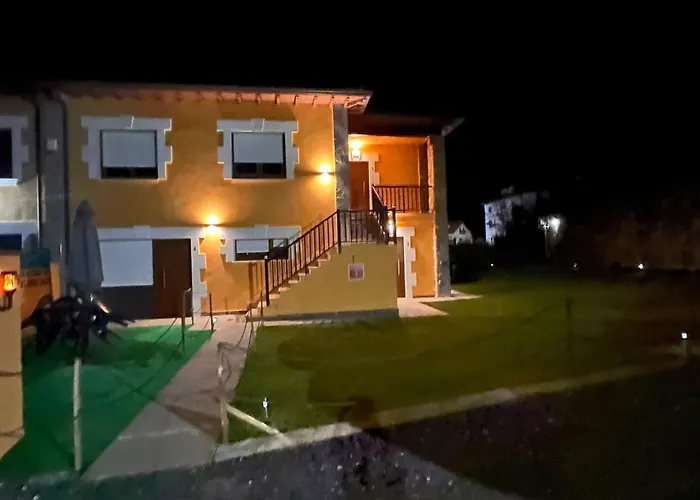 Apartamentos El Roju
