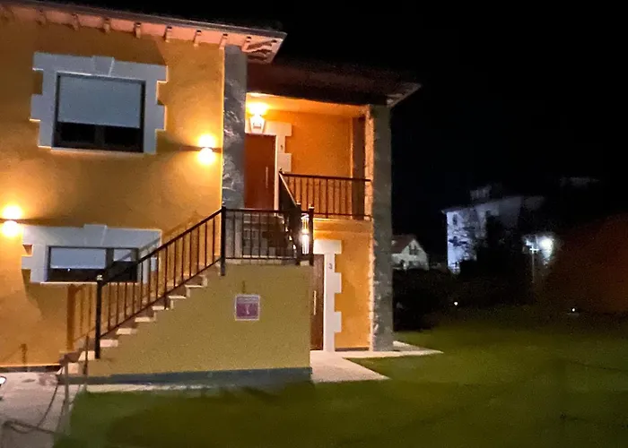 Apartamentos El Roju