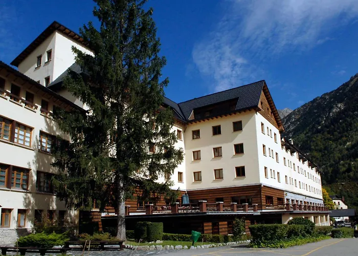 Hotel Manantial