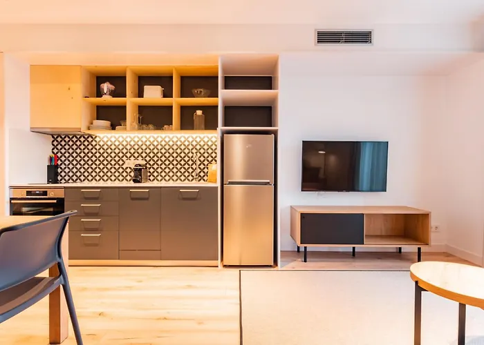 Port Plaza Apartments