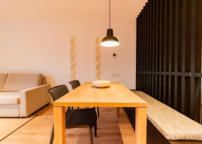 Port Plaza Apartments