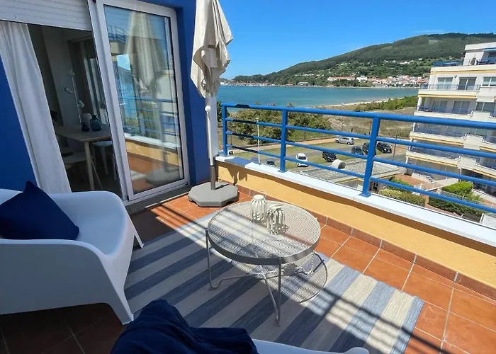 Apartamento con vistas al mar B5 Urb Puerto Azul