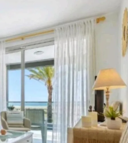 1ª LÍNEA DE PLAYA. Apartamento: LA CALMA