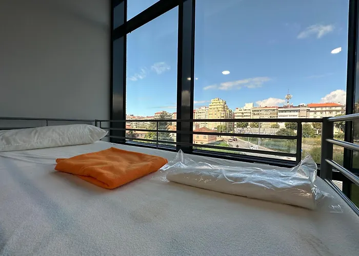 Vigo Beds & Rooms