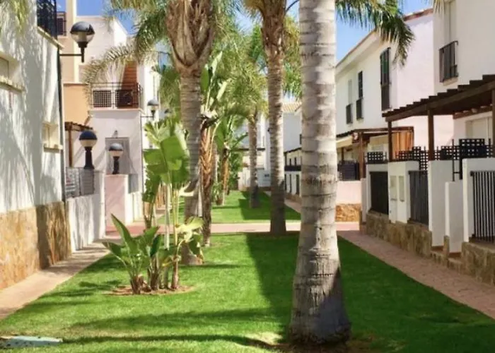 Encantadora Casa Con Piscina A 5 Min Playa Wifi
