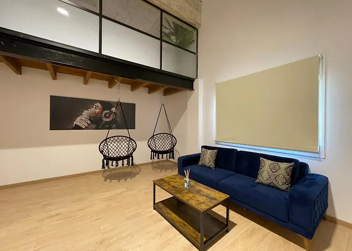 Manresa Industrial Home