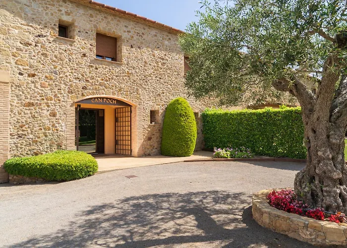 Masia Rural Can Poch