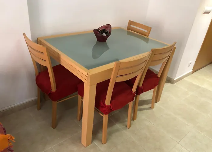 Apartamento junto al mar Los Marineros con acceso independiente por terraza