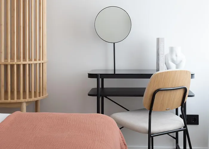 Meraki Suites