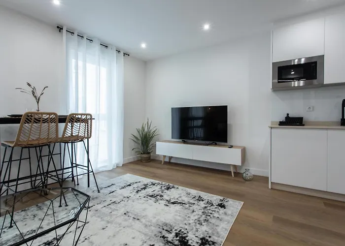 Zalaeta Playa Apartments