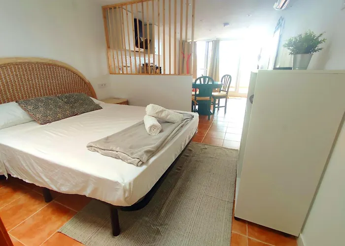 Villa Falconera Apartaments, Gandia A Las Faldas De La Montana Relax & Pets