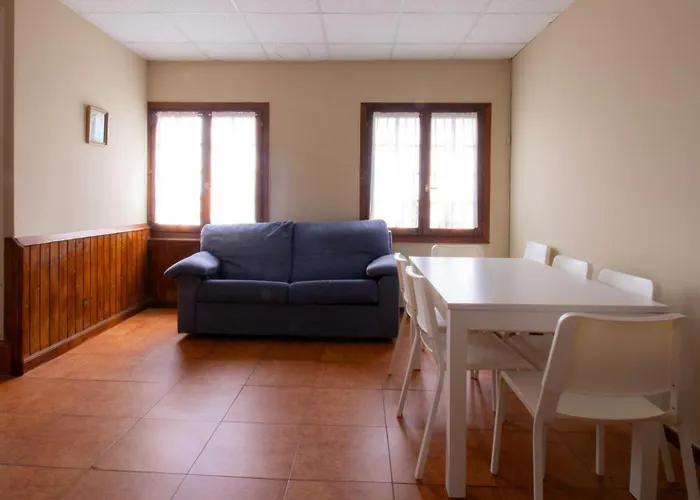 Santillana Bungalow & Glamping Resort