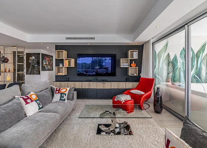 Luxury Oasis At Alcazaba Lagoon
