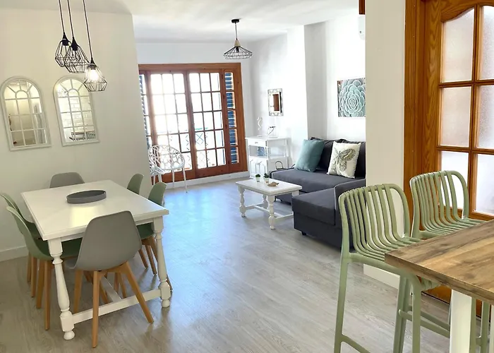 Apartamentos Vela Blanca