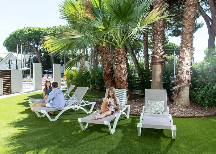 Aparthotel Las Palmeras Castelldefels