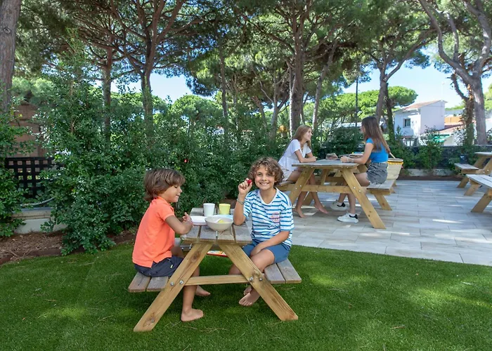 Aparthotel Las Palmeras Castelldefels