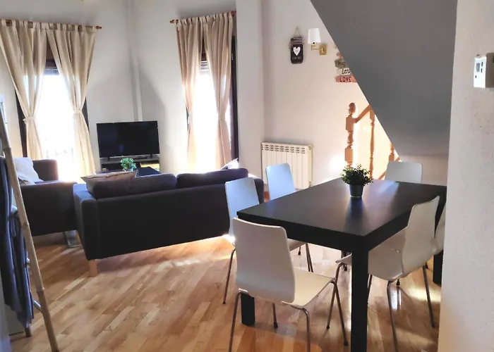 Apartamentos GO - Tordesillas House