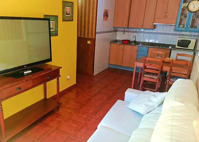 Apartamentos la buganvilla Novales