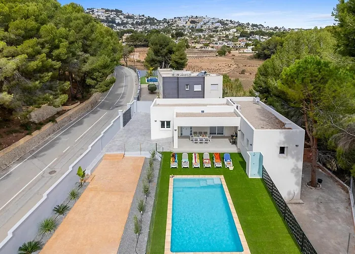 Villa Aiko - Plusholidays