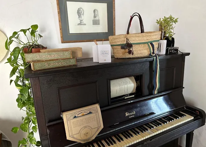 Casa Mona, Turismo De Interior