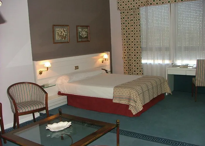 Hotel Las Cigueenas Trujillo