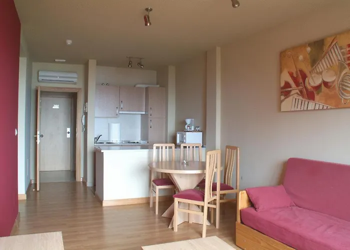 Apartamentos Mar Comillas