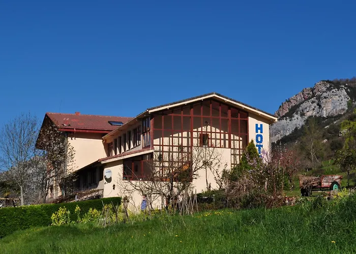 Hotel Torrecerredo