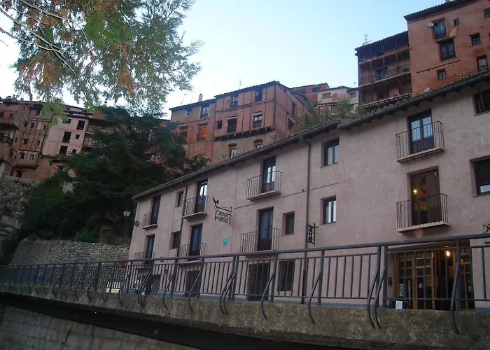 Hotel Mesón del Gallo