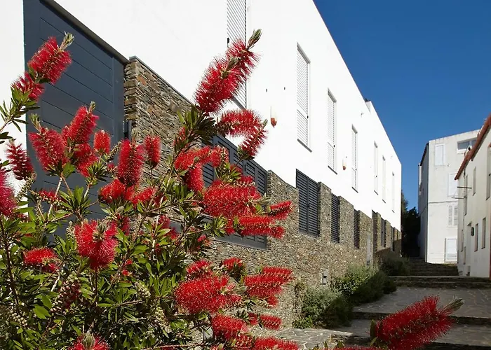 Gaia Apartments & Lofts Cadaques