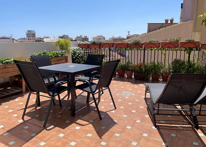 Apartamento con terraza Blanes playa, Costa Brava