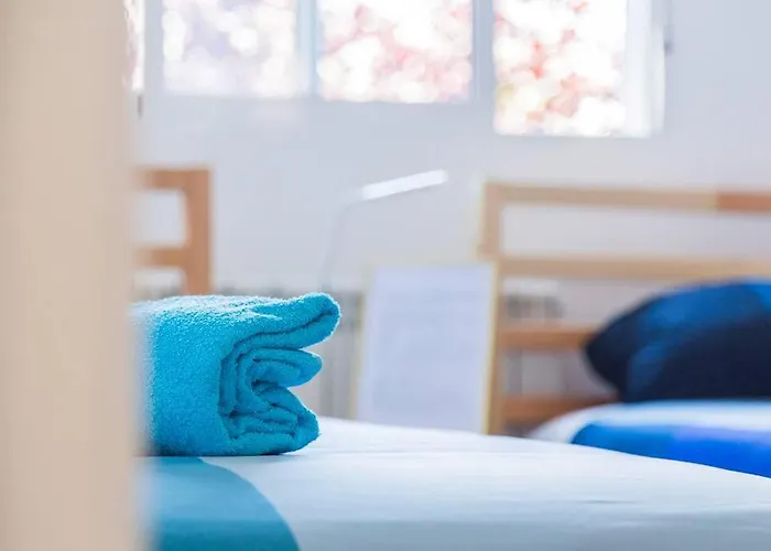 Céntrico apartamento bien ubicado para 5, 3 Hab