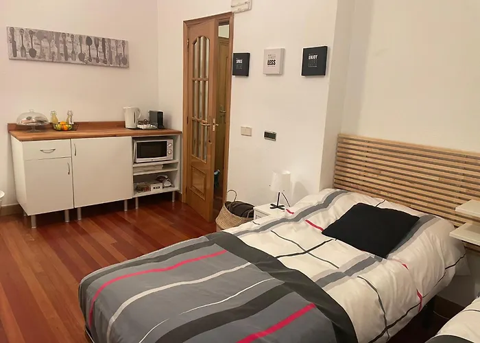 Las 5 Bes- Estudio bed&breakfast
