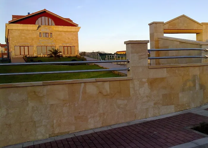 Hotel Estrella Del Alemar