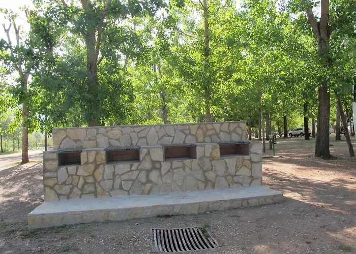 Camping Rural Llanos de Arance