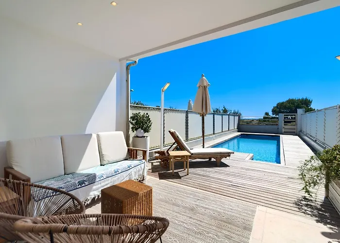 Casa frente al mar con piscina privada