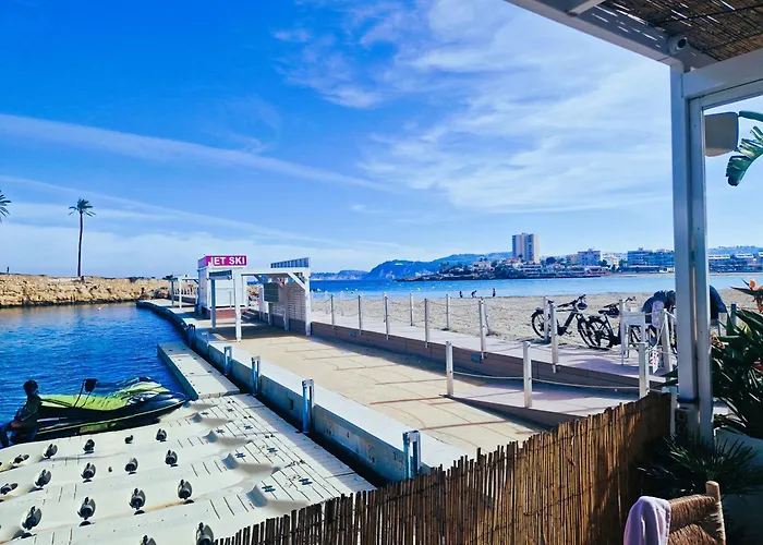 Armonía by The Sea
