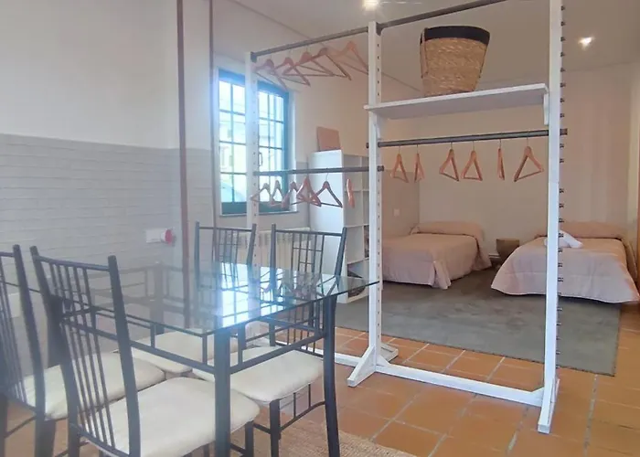 Casa con finca cerca de playas