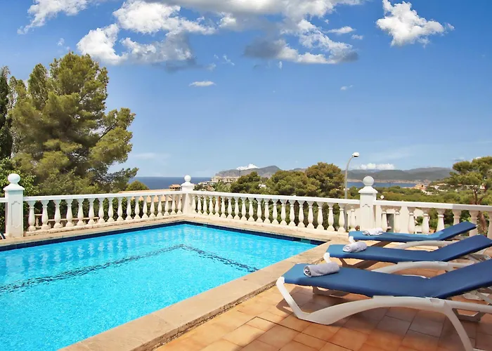 Villa Monsita By Slow Villas