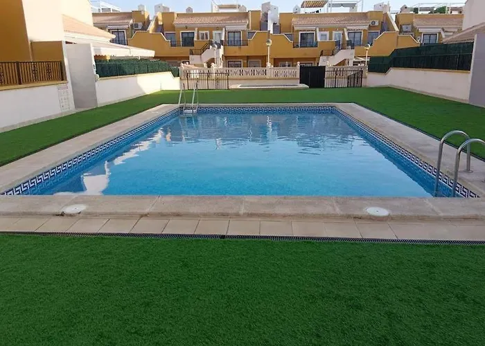 Apartamento Con Terraza 50M2，500M A La Playa