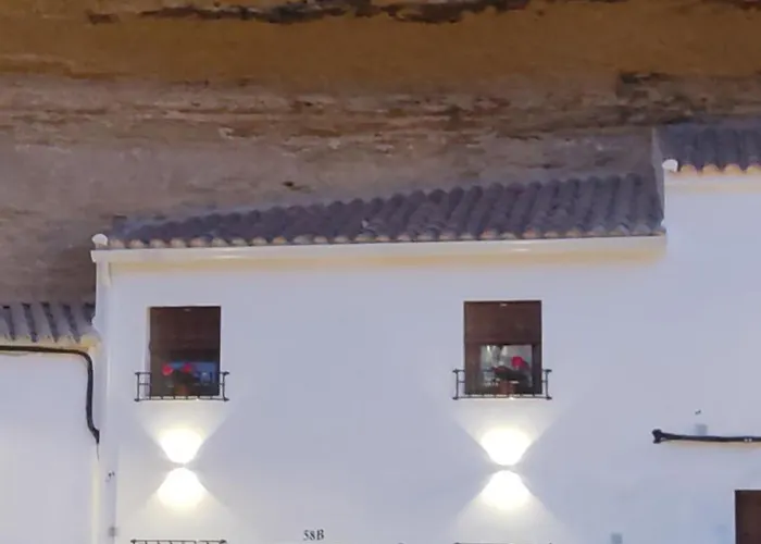 Casa Cueva Las Chicas del Puente