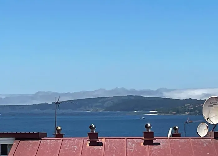 Estudio céntrico con garaje y vistas al mar.