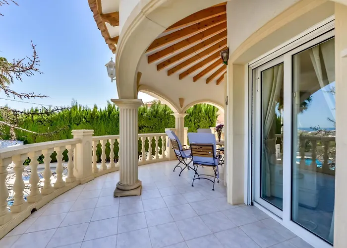 Villa FORTUNA - Apartamentos у Estudios para vacaciones con territorio y piscina común, Calpe