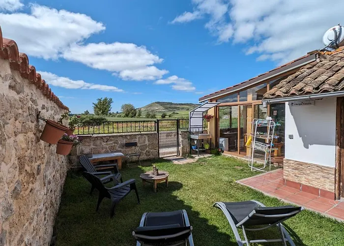 Albergue El Alfar/Pilgrim Hostel